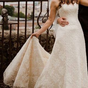 Maggie Sottero Wedding Dress